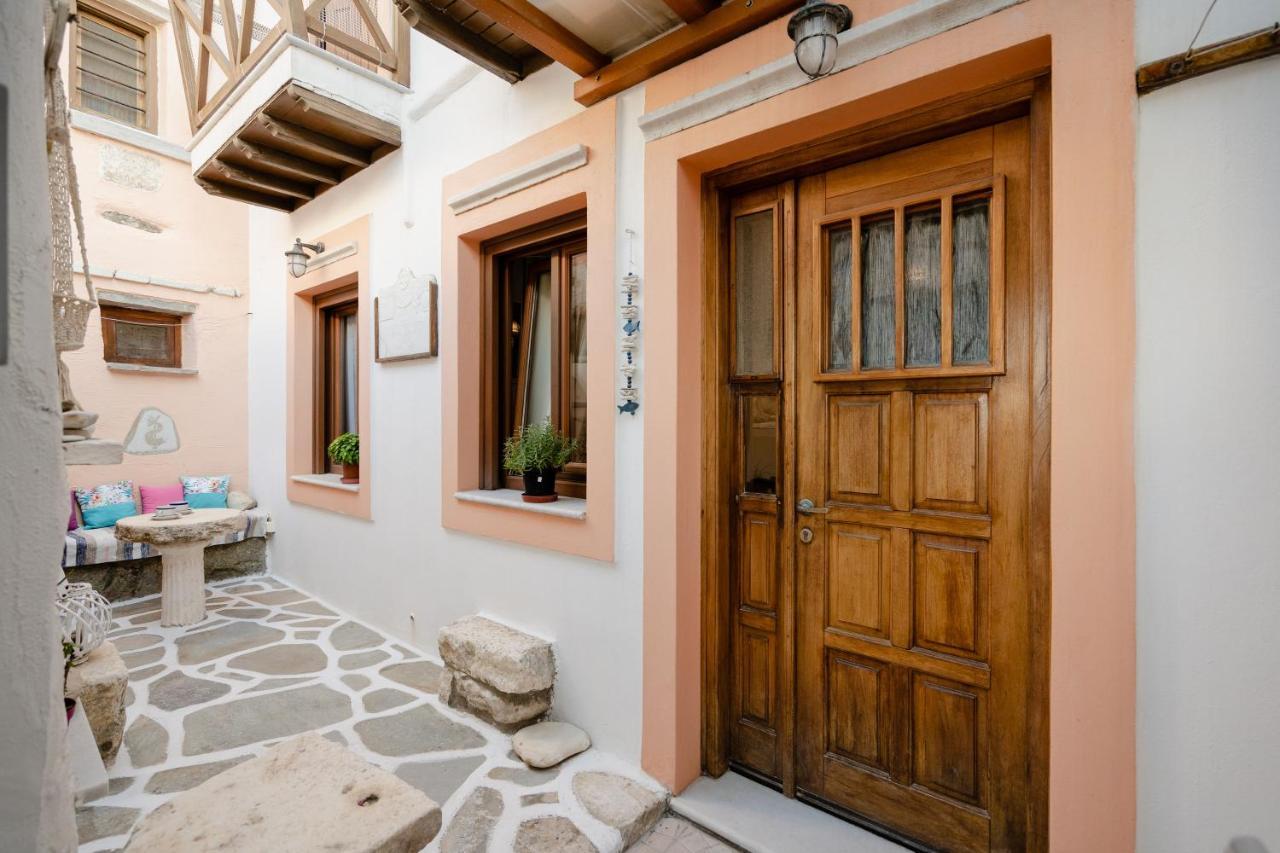 Small Apartment in Grotta Naxos Naxos City Esterno foto